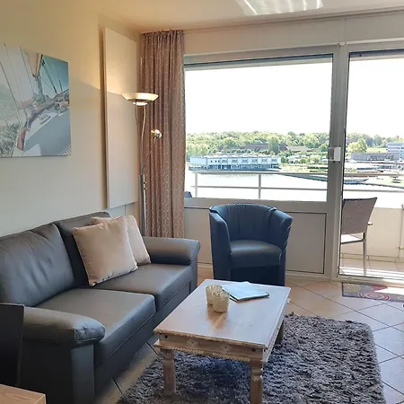 Steinwarder 37, 6 Etage, 1 アパート ハイリゲンハーフェン